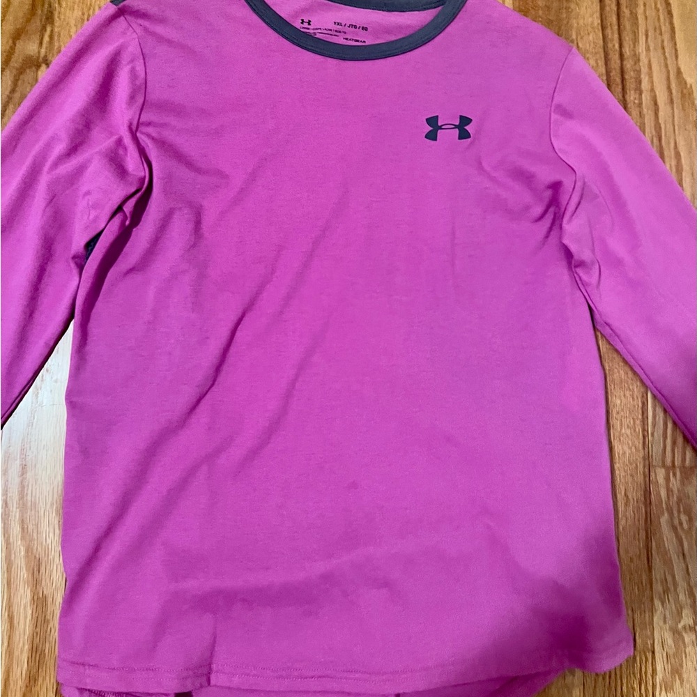 Under armour long sleeve top
